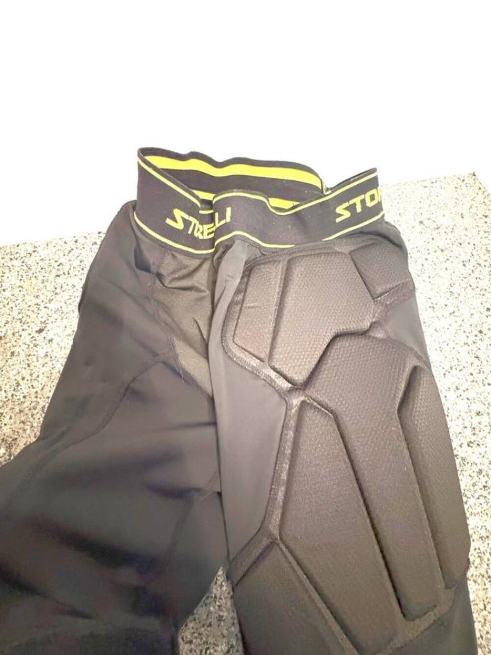 🧤 Storelli BodyShield GK 3/4 Padded Goalkeeper Leggings – Black